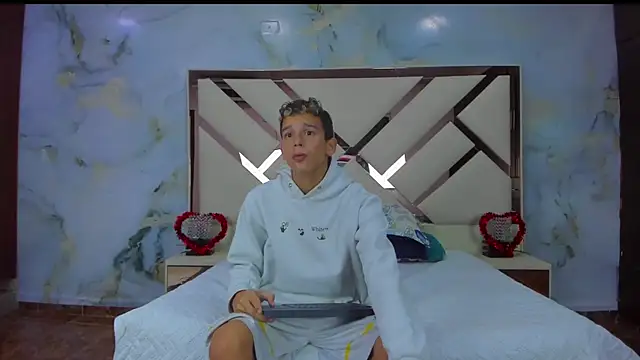 Nice boy18  online show from September 27, 12:12 pm