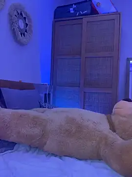 MissBinx online show from October 20, 11:57 am