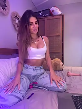 MissBinx online show from November 10, 10:10 am