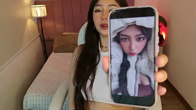 Snapshot of VioletBlacke_ chatting on September 13, 4:37 pm VioletBlacke online show from September 13, 4:37 pm