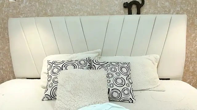 Snapshot of AliceSmiith_ chatting on September 12, 6:15 pm AliceSmiith online show from September 12, 6:15 pm