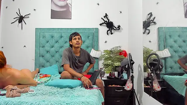 Rihanna hotx online show from November 22, 12:35 am