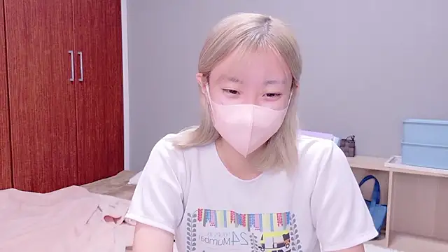 Nana  ch online show from November 10, 4:40 am