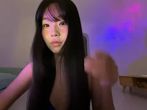 77momomo online show from March 8, 5:50 pm