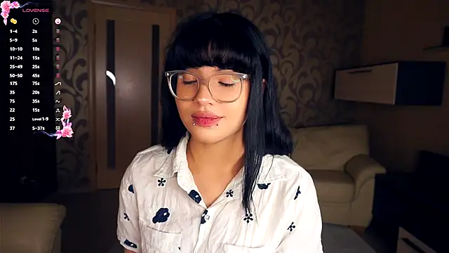 VerniceEngelking online show from September 21, 6:17 pm