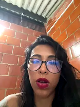 Emma  cumlovee online show from October 25, 10:27 pm