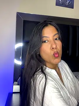 Kendra C online show from October 24, 1:34 am