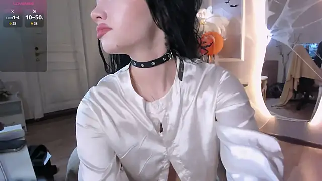 AkiraAsai online show from October 22, 8:36 pm