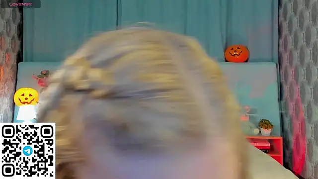 Aurora Bennet online show from October 23, 12:38 am