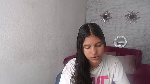 Evagirl69 online show from October 29, 6:43 pm