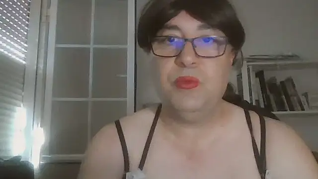 Snapshot of nataliacd chatting on September 22, 2:04 pm nataliacd online show from September 22, 2:04 pm