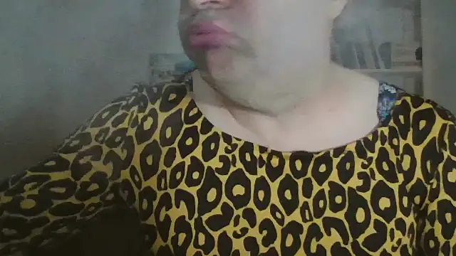 Snapshot of nataliacd chatting on October 9, 5:28 pm nataliacd online show from October 9, 5:28 pm