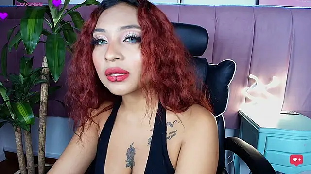 Naiaa Cruz online show from February 23, 7:57 pm