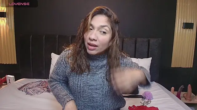 Snapshot of SexyRachel_ chatting on October 15, 12:08 pm SexyRachel online show from October 15, 12:08 pm
