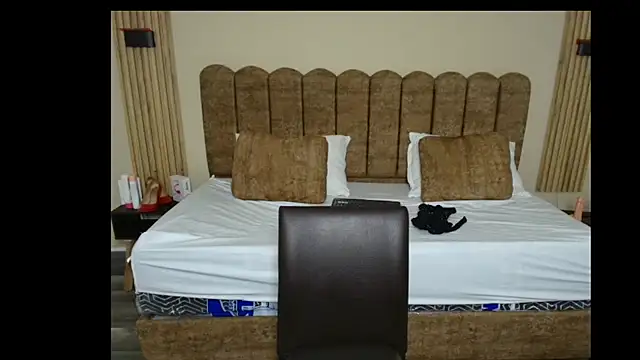 Snapshot of SexyRachel_ chatting on October 9, 11:58 am SexyRachel online show from October 9, 11:58 am