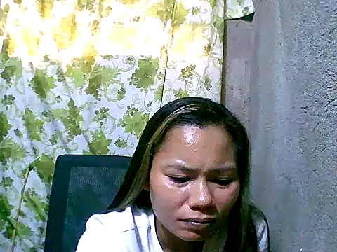 Snapshot of Sweeetgurll chatting on September 16, 7:38 am Sweeetgurll online show from September 16, 7:38 am