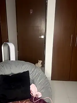 saravell online show from November 20, 12:00 am