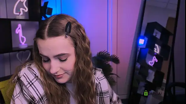 aria moo online show from December 5, 7:26 pm