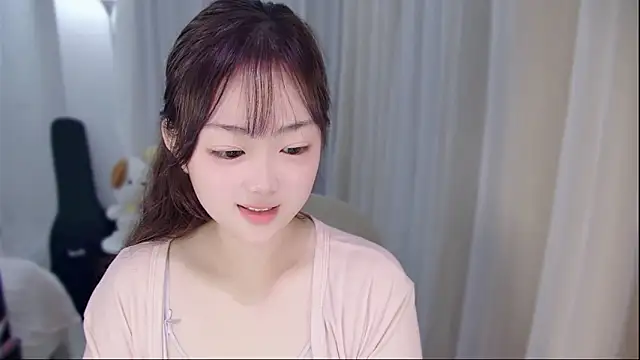 YUANYUAN-A online show from November 29, 1:15 pm