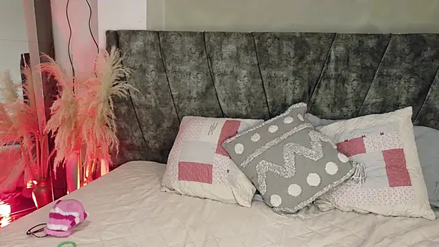 DaniniAnderson online show from June 20, 2:26 am