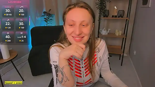 Snapshot of babydarkness chatting on October 2, 6:51 am babydarkness online show from October 2, 6:51 am