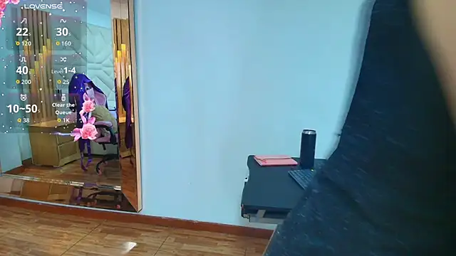 allie pearl online show from September 18, 12:15 pm