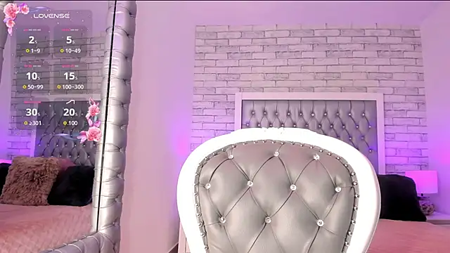 AmiraMorgan online show from September 26, 3:15 am