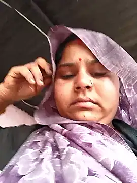 Sheema tyagi online show from January 15, 2:28 am