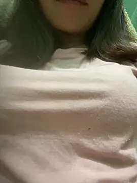 Snapshot of tieu_muoi chatting on October 8, 5:28 pm tieu muoi online show from October 8, 5:28 pm