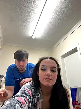 scottishcouple2002 online show from October 19, 12:12 am