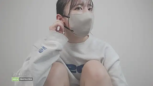 CocoaMilk18 online show from February 8, 12:42 pm