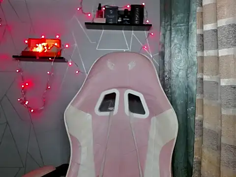 asian cumstarrhian online show from November 19, 12:21 am