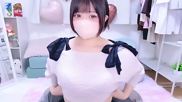 Hinata Sun online show from February 13, 1:02 pm