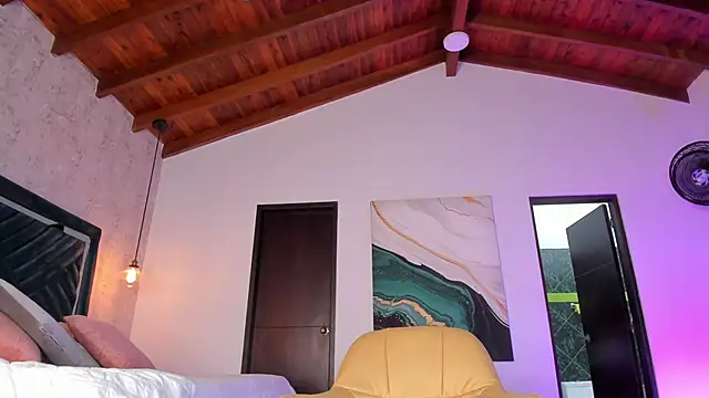 Sofi Moreno online show from October 1, 12:21 pm