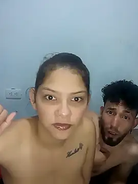 LunaAndOrion online show from November 3, 4:05 am