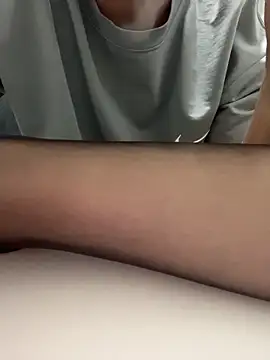 delibiri11 online show from April 8, 9:39 pm