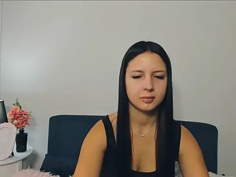 TaliaAdorable online show from October 3, 6:18 am