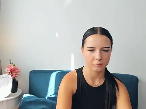 TaliaAdorable online show from September 21, 9:30 am