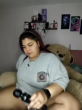 kendra lil evill online show from February 4, 11:35 am