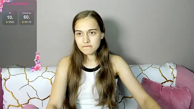 Snapshot of Alisa__Kelly chatting on September 27, 1:24 am Alisa Kelly online show from September 27, 1:24 am
