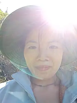 ngan-cute online show from November 27, 5:32 am