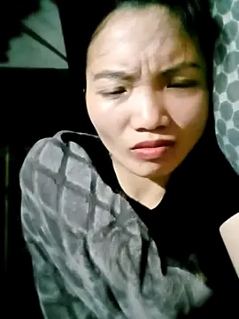 ngan-cute online show from May 5, 12:35 am