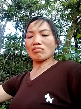 ngan-cute online show from May 22, 11:19 am