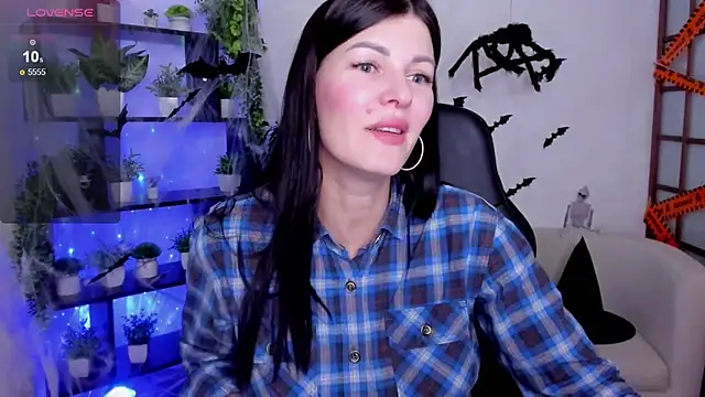 O1d Lady online show from November 6, 8:42 am