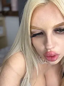 Steffi Snowbunny online show from April 15, 7:58 pm