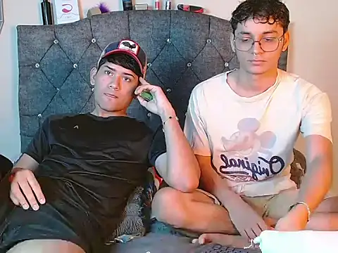 Snapshot of logan_willyams_ chatting on September 17, 9:24 pm logan willyams  online show from September 17, 9:24 pm