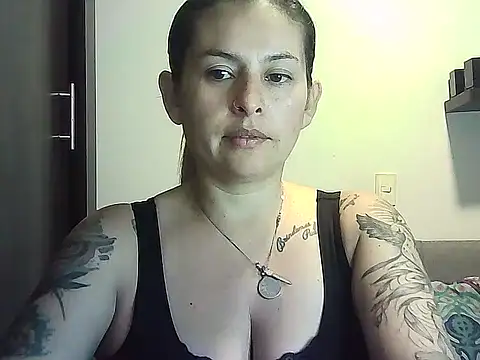 Valery  Rouse  online show from April 14, 10:10 pm