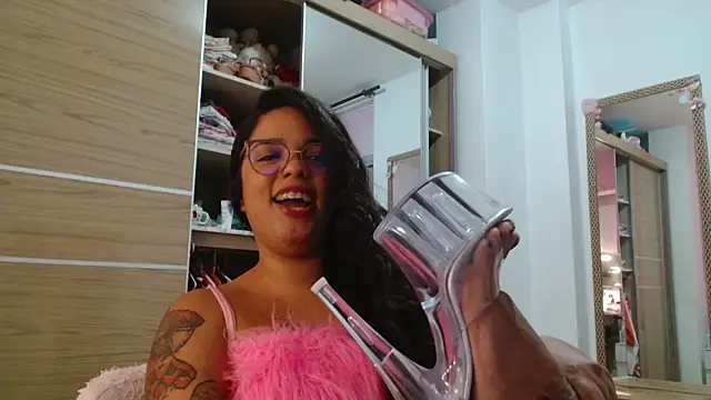 SecretBrunette online show from October 3, 7:13 am