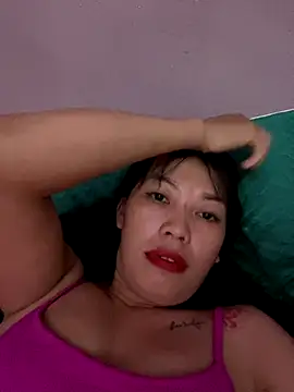 Snapshot of Bear-cute00 chatting on September 25, 6:34 am Bear-cute00 online show from September 25, 6:34 am