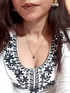 siya rani67 online show from April 18, 7:58 pm